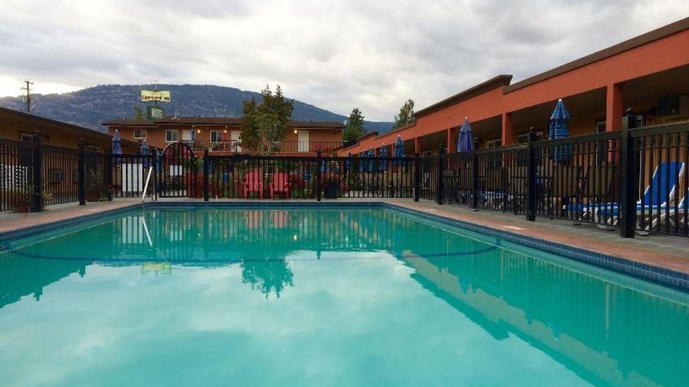 Sahara Courtyard Inn