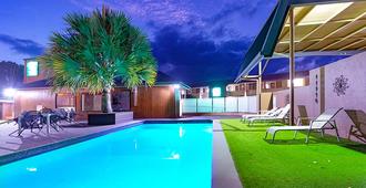 Quality Hotel City Centre - Coffs Harbour - Bể bơi