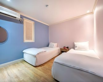 Hotel Golden Hill - Soul - Makuuhuone