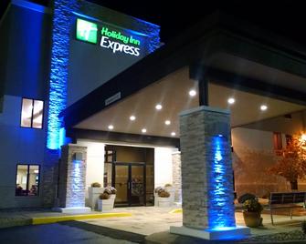 Holiday Inn Express Cloverdale - Greencastle - Cloverdale - Gebäude