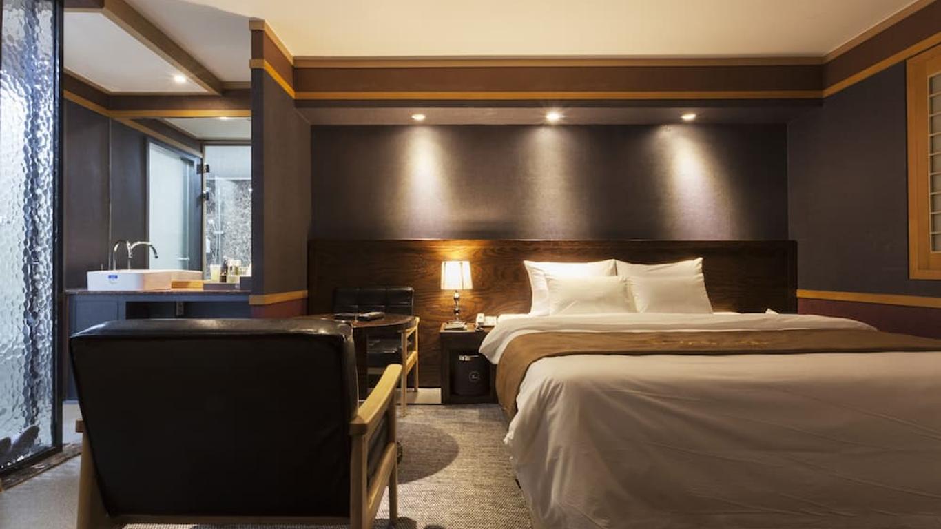 هوتيل ليدرز