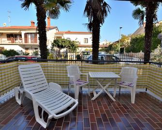 Apartments Ljiljana (70831-A3) - Novigrad - Novigrad - Balkon