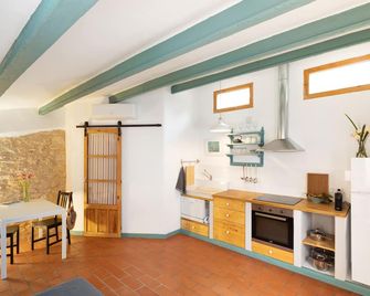 Apartamento Rustico Reformado Con Encant - San Pedro de Ribas - Cocina