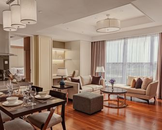 Crowne Plaza Shanghai Anting by IHG - Shanghai - Living room