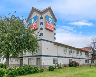 SureStay Plus by Best Western Benbrook Fort Worth - Benbrook - Budova