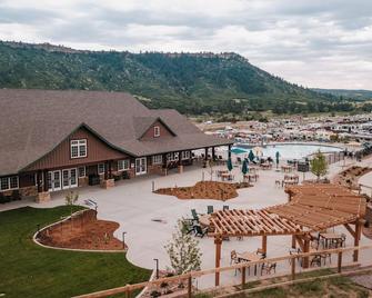 Jellystone Park at Larkspur - Larkspur - Building