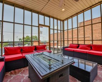 The Gatsby - Tuscaloosa - Lounge