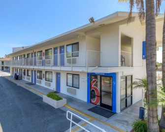 موتل 6 سان يسيدرو، كاليفورنيا - سان دييجو - بوردر - San Ysidro - مبنى