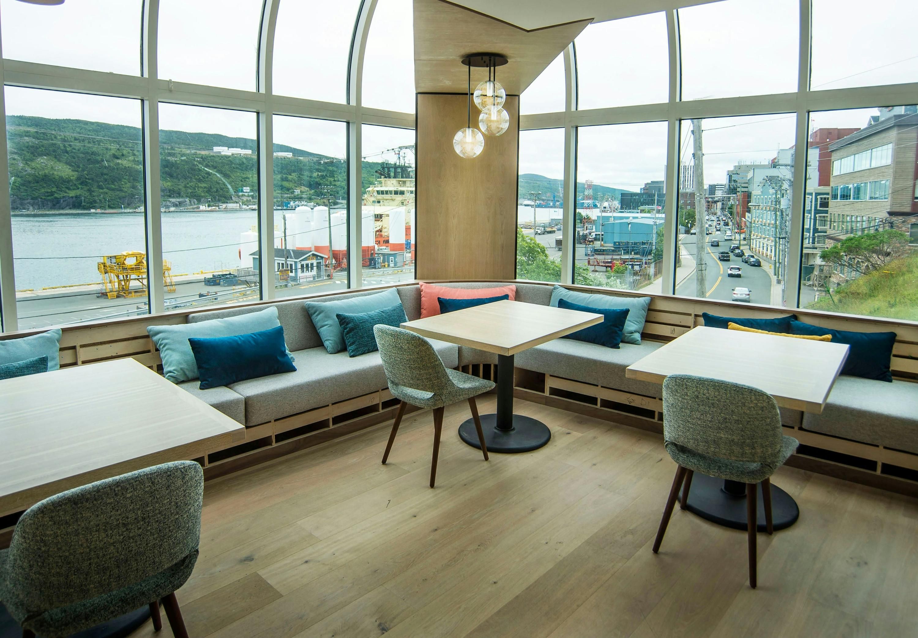 DoubleTree by Hilton St. John's Harbourview - St. John's - Restoran