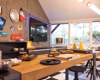 Enzo Hotels Trappes by Kyriad Direct - Trappes - Dining room