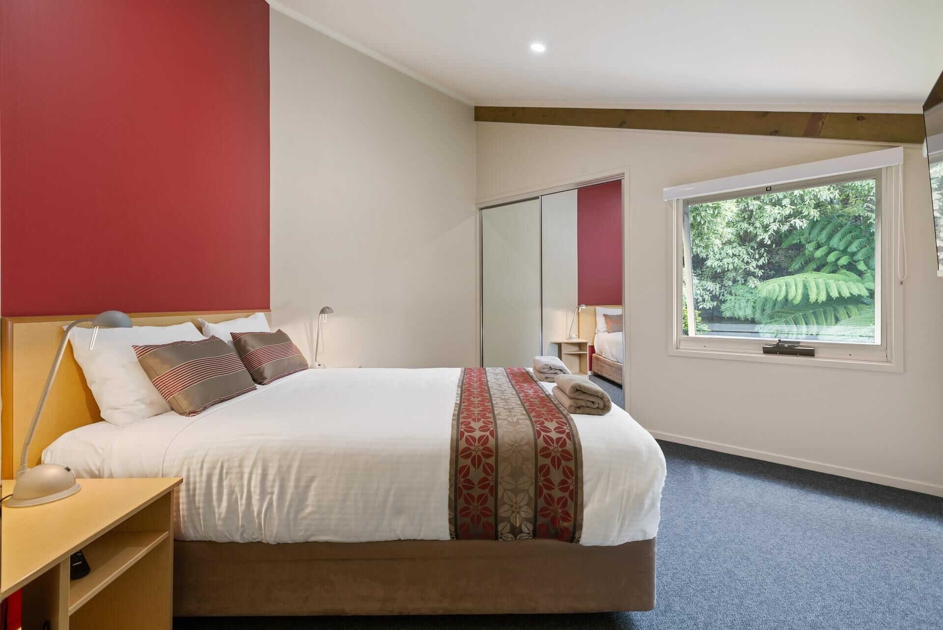 Tathra Beach House Holiday Apartments - Bega - Camera da letto