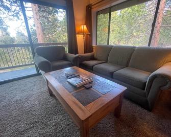 (B107) Studio Condominiums - Fish Camp - Sala de estar