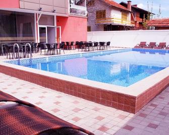Spa Hotel Via Lacus - Sapareva Banya - Pool