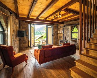 Gafulluk Bungalov - Arakli - Sala de estar