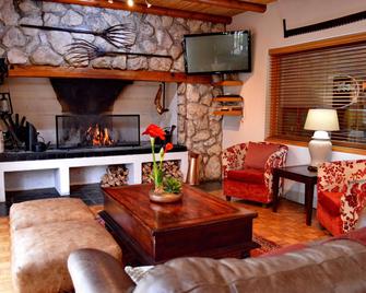 Oakhurst Hotel - George - Living room