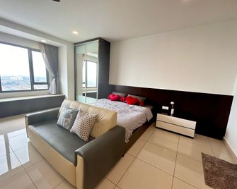Damen Suite (A) Sunway Subang by DW - Subang Jaya - Bedroom