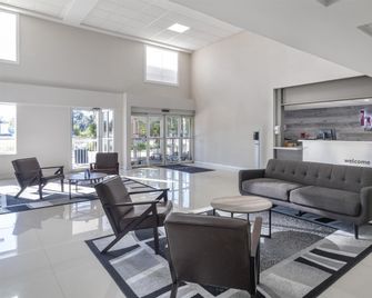 HOM Hotel Gainesville, SureStay Collection by Best Western - Gainesville - Lobby