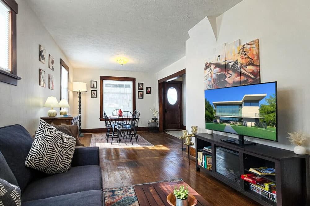 Classy Oberlin Stay,Near Dining, Shops & College - Oberlin - Comedor