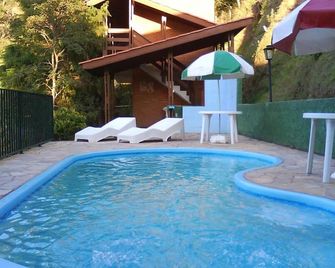 Chales Pousada Serra Negra - סרה נגרה - בריכה