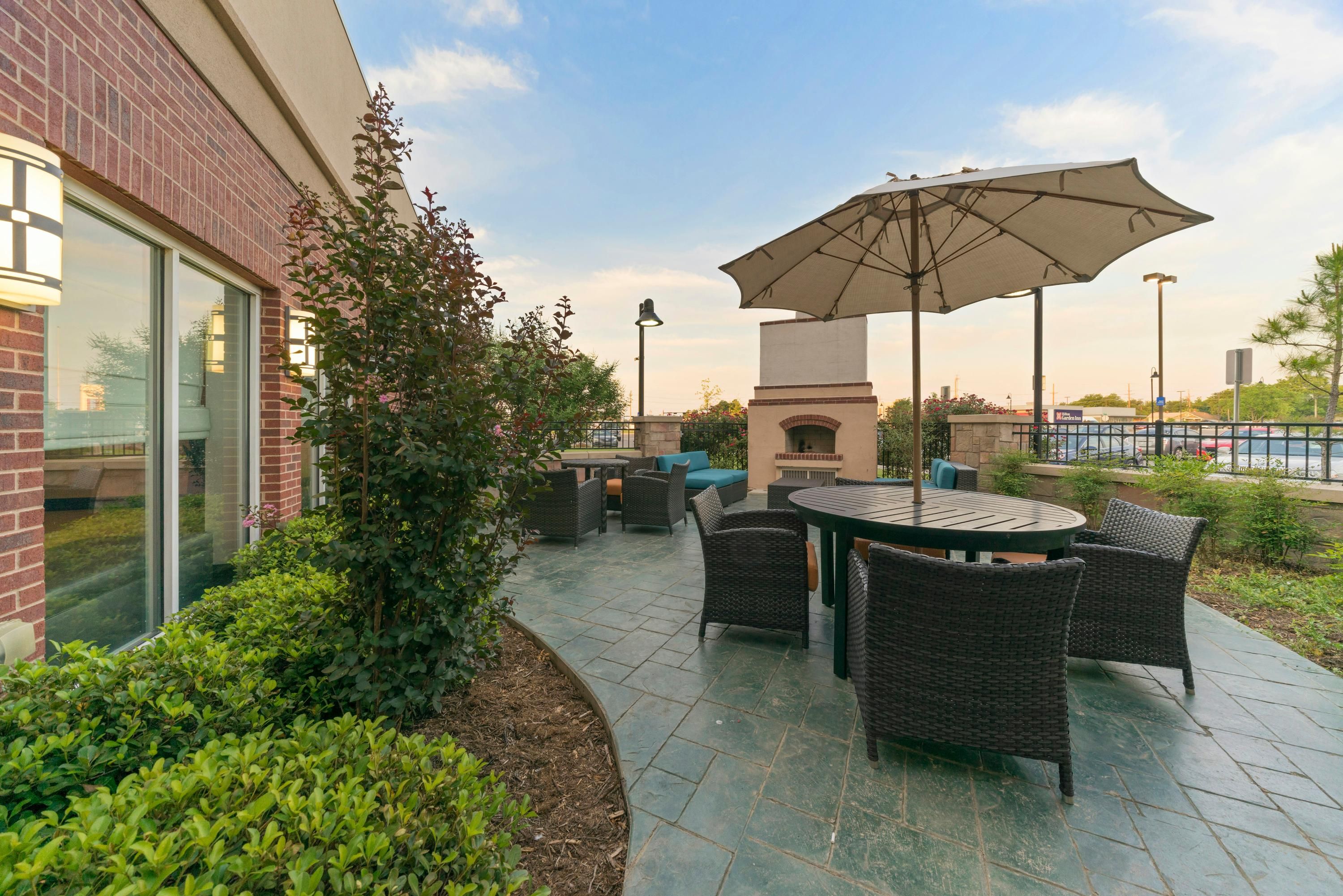 Hilton Garden Inn Lawton-Fort Sill - Lawton - Veranda