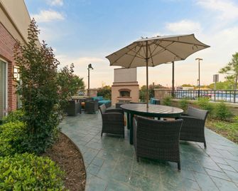 Hilton Garden Inn Lawton-Fort Sill - Lawton - Veranda