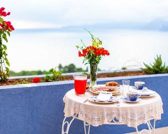 Blue Mediterranean Apartments - Sveti Stefan