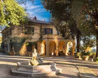 Tenuta La Bandita - Sassetta - Gebäude