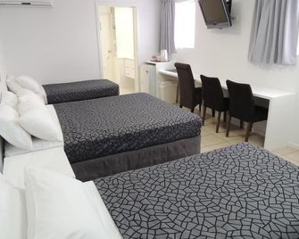 Park View Motel - Gladstone - Makuuhuone