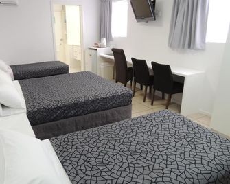Park View Motel - Gladstone - Bedroom