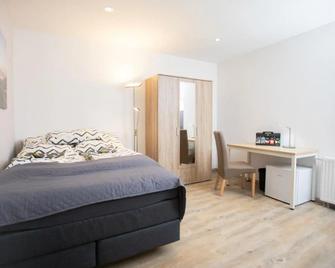 Chillzimmer - Duisburgo - Habitación