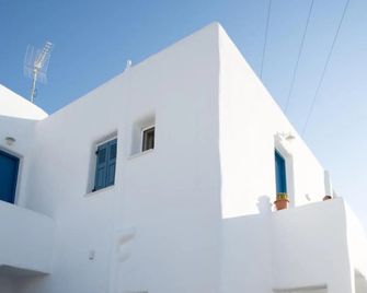 Arpistis apartments koufonisia - Kufonisia - Edificio