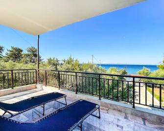 Luxury apartment in Akti Elias Sithonia - Elia Nikitis - Balcon