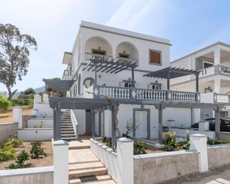 Tassos Apartments I - Álinda - Building