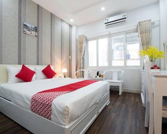 Saigon Central Hotel - Ho Chi Minh City - Bedroom
