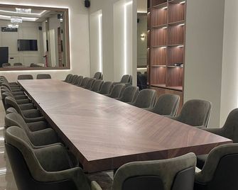 Move In Apartments - Aparthotel Belgrade - Belgrad - Sala konferencyjna
