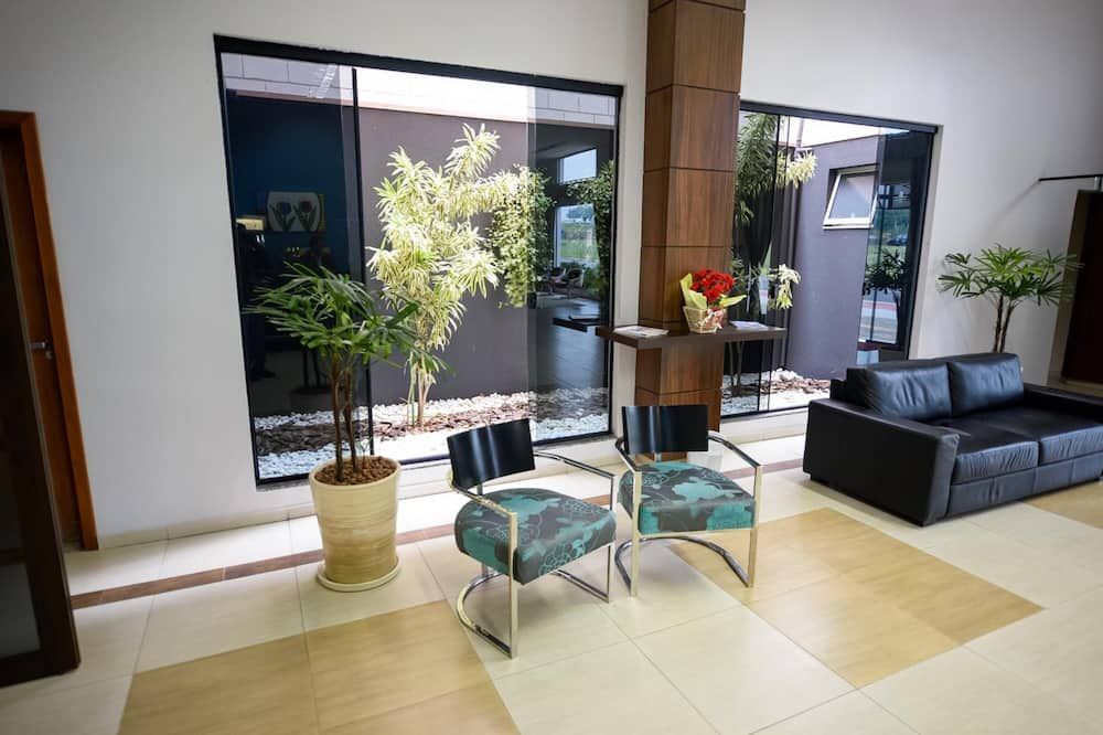 Prisma Plaza Hotel - Taubate - Lobby