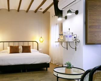 Cases Noves - Adults Only - El Castell de Guadalest - Bedroom