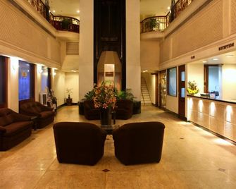 Royal Fort Hotel - Visakhapatnam - Lobby