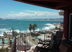 Condo Ocean 3 By Villas Hk28 - Mazatlán - Balcony