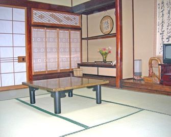 Sugawaraya Ryokan - Ichinoseki - Bedroom
