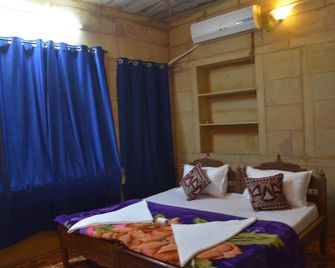 Hotel Siddhartha - ג'יסלמר - חדר שינה
