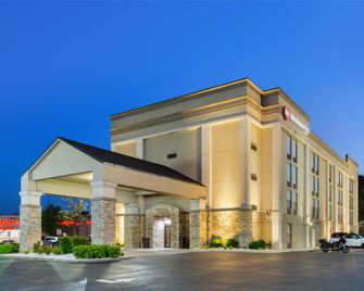 Best Western Plus Belle Meade Inn & Suites - Nashville - Bygning