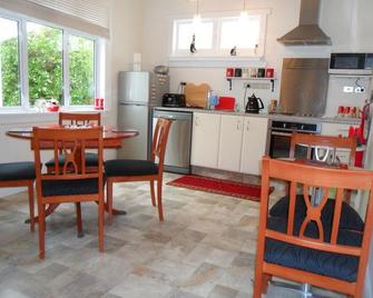 Kenlea Cottage - Lower Hutt