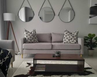 Executive Apartment at Ellipse Waterfall - Midrand - Living room