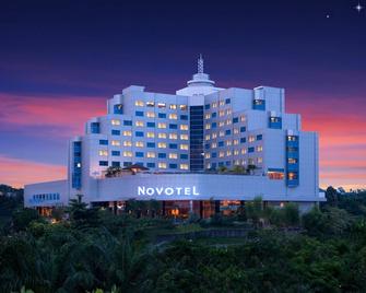 Novotel Balikpapan - Balikpapan - Building