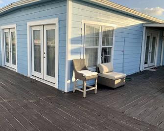 Blue-Tiful Views - Brazoria - Patio