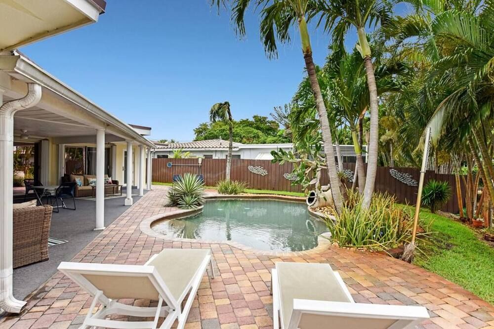 أوب كانال إين أوكلاند بارك - فورت لاودردال - حوض السباحة