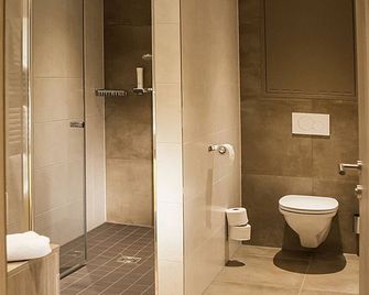 Hotel am Reiterkogel - Hinterglemm - Bathroom