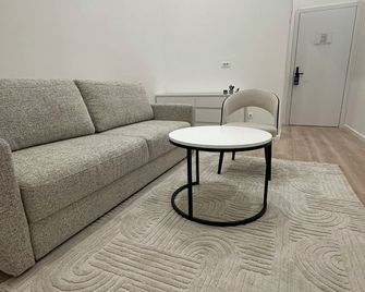 Hotel Eleven - Sarajevo - Wohnzimmer