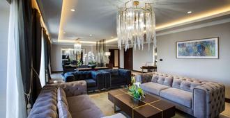 The Tower Plaza Hotel - Dubai - Lounge